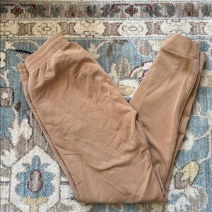 Old Navy Men’s Beige Jogger Pants